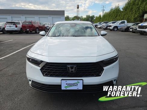 Used 2023 Honda Accord EX-L image 2