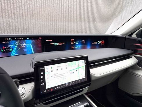 New 2026 Lincoln Nautilus Premier w/ Equipment Group 102A image 30