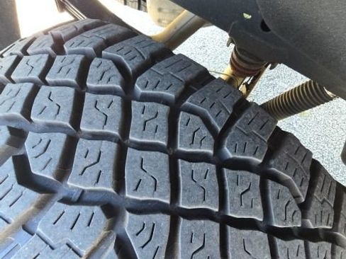 Used 2025 Chevrolet Silverado 1500 ZR2 w/ Technology Package AWD/4WD image 14