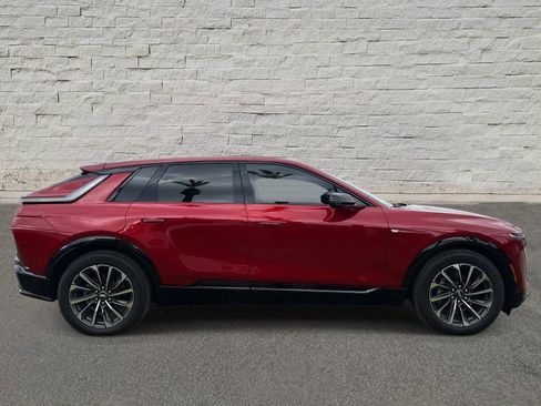 New 2025 Cadillac Lyriq Sport RWD image 6