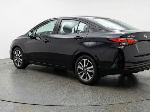 Used 2025 Nissan Versa SV image 6