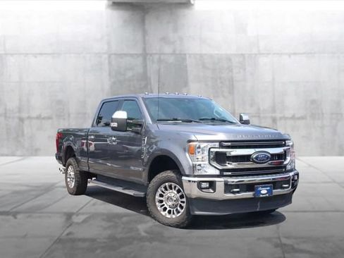 Used 2021 Ford F250 XLT w/ XLT Premium Package AWD/4WD image 2
