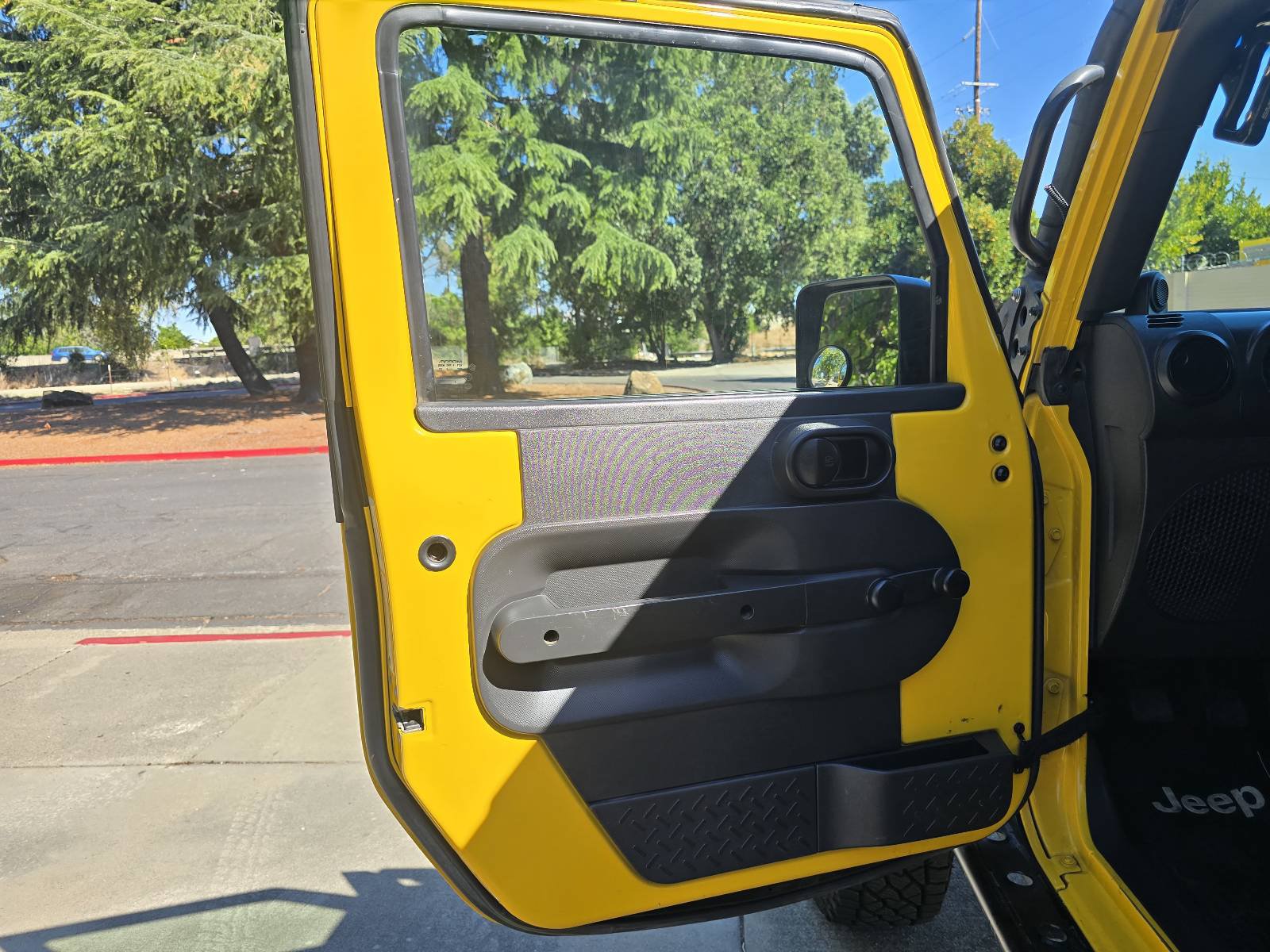 Used 2009 Jeep Wrangler X AWD/4WD image 5
