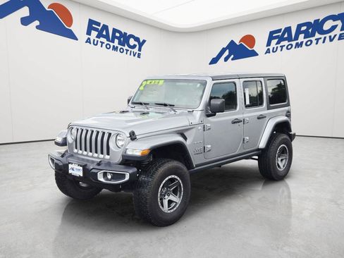 Used 2020 Jeep Wrangler Unlimited Sahara w/ Dual Top Group AWD/4WD image 1