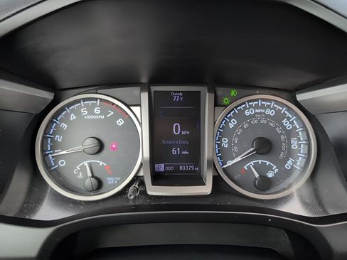 Used 2019 Toyota Tacoma 2WD Double Cab image 18