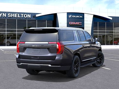 New 2026 GMC Yukon XL Elevation w/ LPO, Elevation Black Package AWD/4WD image 4