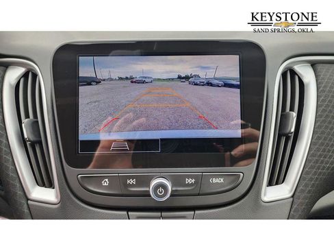 Used 2025 Chevrolet Malibu LT image 16