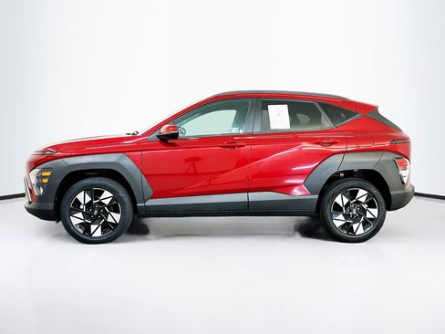 Used 2024 Hyundai Kona SEL image 4