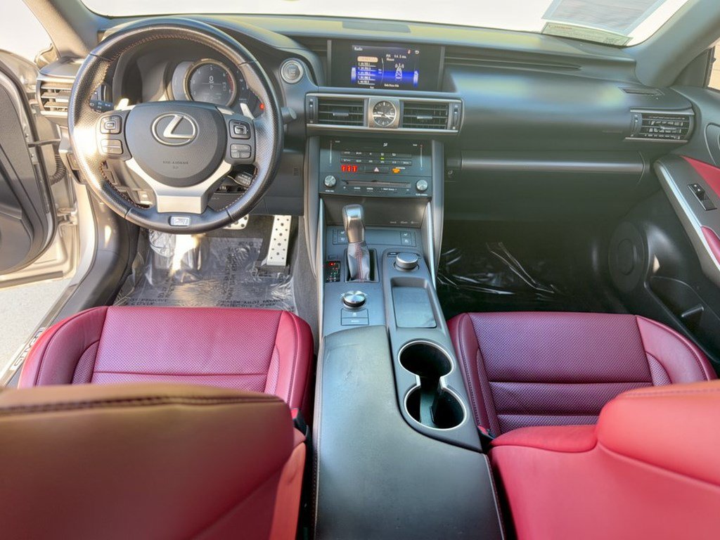 Used 2017 Lexus IS 200t F Sport RWD image 17