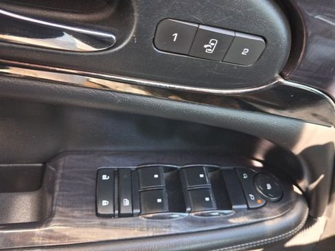 Used 2016 Buick Enclave Leather AWD/4WD image 17