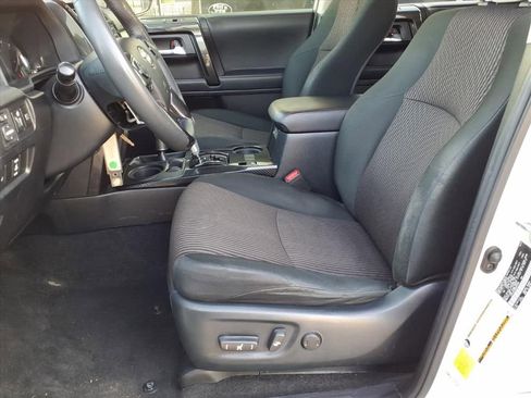 Used 2021 Toyota 4Runner TRD Off-Road AWD/4WD image 15