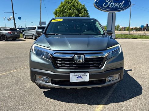 Used 2017 Honda Ridgeline RTL-E image 3