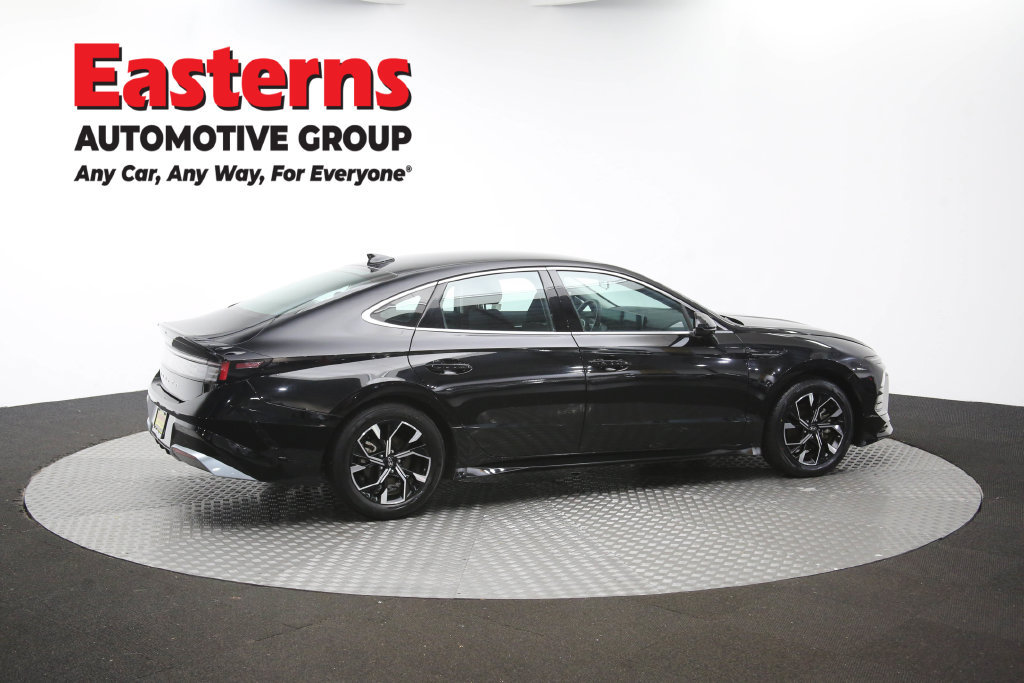 Used 2025 Hyundai Sonata SEL FWD image 46