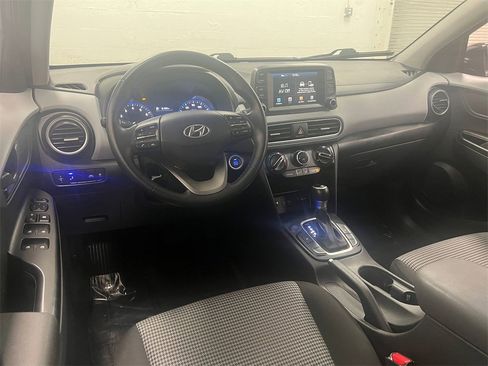 Used 2020 Hyundai Kona SEL image 9