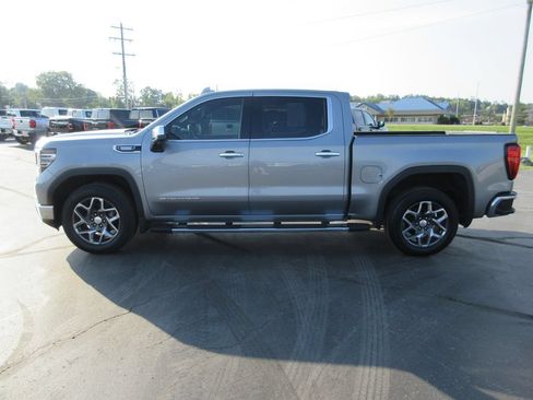 Certified 2023 GMC Sierra 1500 SLT w/ SLT Premium Package AWD/4WD image 11