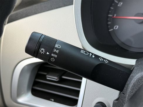 Used 2015 Chevrolet Equinox LS image 20