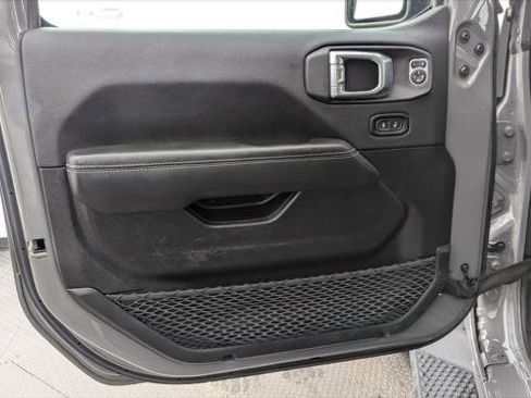 Used 2023 Jeep Wrangler Unlimited Sahara image 13