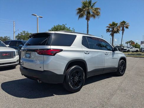 Certified 2022 Chevrolet Traverse LT w/ Midnight/Sport Edition FWD image 3
