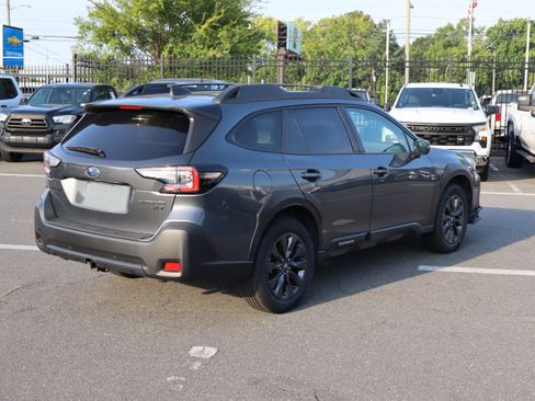 Used 2024 Subaru Outback Onyx Edition XT w/ Tech Package 2 AWD/4WD image 10