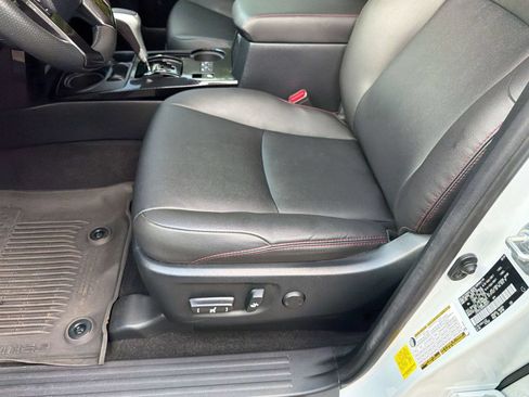 Used 2024 Toyota 4Runner TRD Off-Road Premium w/ Off Road Premium Plus Package AWD/4WD image 13
