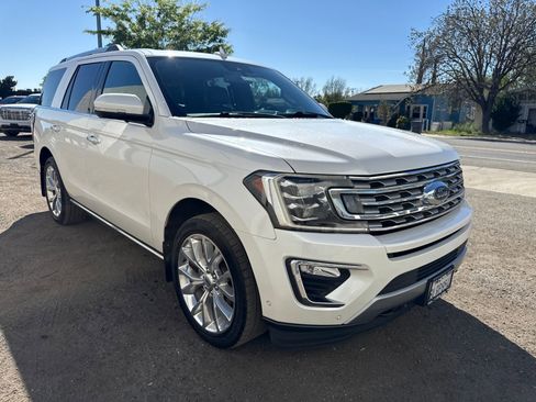 Used 2019 Ford Expedition Limited w/ Equipment Group 302A image 7