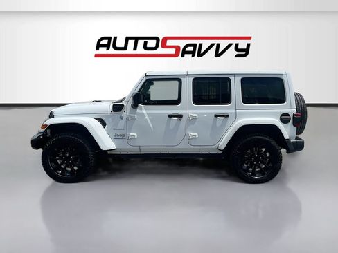 Used 2023 Jeep Wrangler Unlimited Sahara AWD/4WD image 4