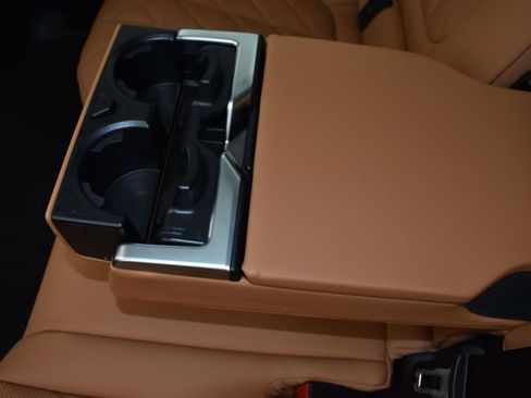 New 2026 BMW X7 xDrive40i w/ Premium Package image 18