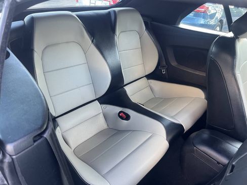 Used 2020 Ford Mustang Premium RWD image 12