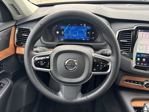 Certified 2024 Volvo XC90 B6 Plus AWD/4WD image 7