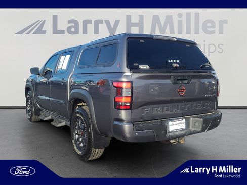 Used 2022 Nissan Frontier PRO-4X w/ Pro-4X Premium Package image 3