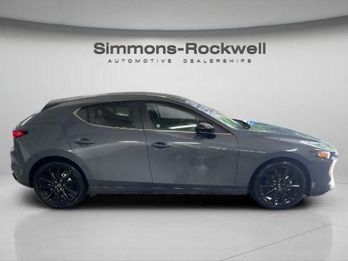 Used 2026 MAZDA MAZDA3 Carbon AWD/4WD image 6