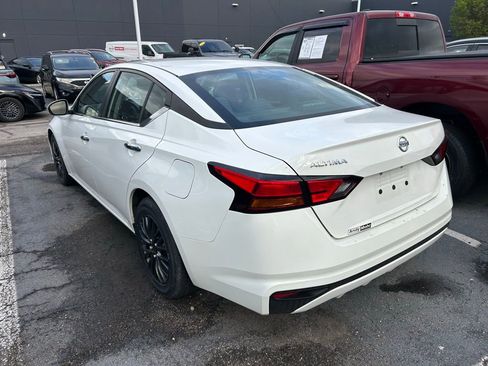 Used 2022 Nissan Altima 2.5 S image 4
