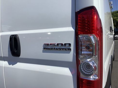Used 2025 RAM ProMaster 3500 w/ Power Group image 29