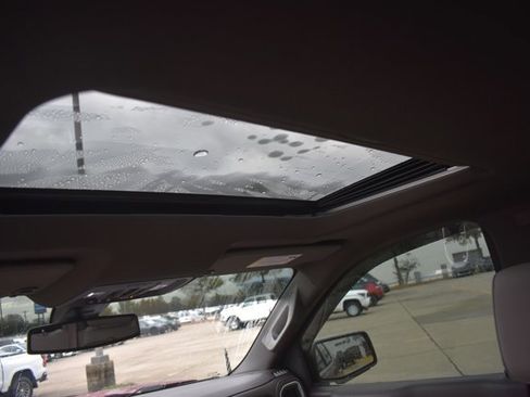 Used 2022 GMC Sierra 1500 SLT w/ SLT Premium Plus Package image 19