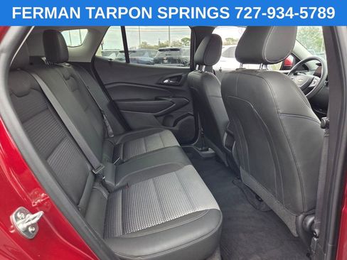 Certified 2025 Chevrolet Trax LT image 20