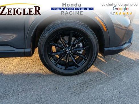 Used 2025 Honda CR-V Sport image 9