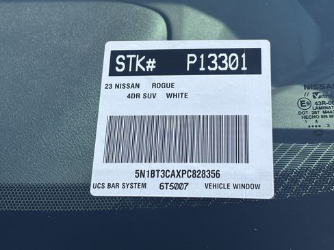 Used 2023 Nissan Rogue SL w/ SL Premium Package FWD image 31