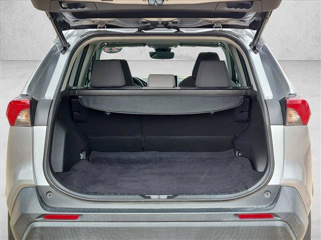 Used 2023 Toyota RAV4 XLE w/ Convenience Package FWD image 6