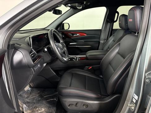 Certified 2025 Chevrolet Traverse Z71 AWD/4WD image 19