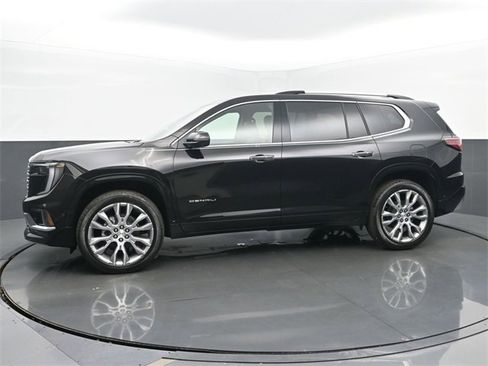 New 2025 GMC Acadia Denali w/ Super Cruise Package image 2