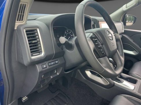 Used 2024 Nissan Frontier SL w/ Technology Package RWD image 10