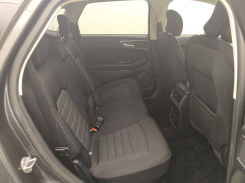 Used 2018 Ford Edge SEL FWD image 19