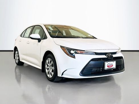 New 2026 Toyota Corolla LE FWD image 3