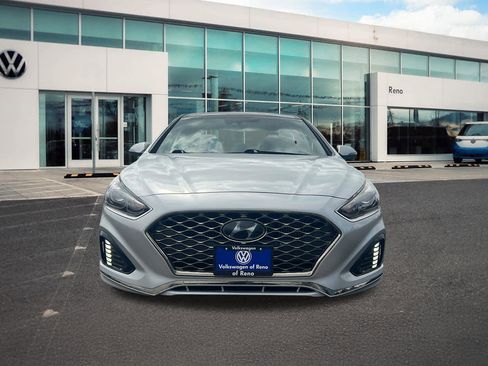 Used 2019 Hyundai Sonata Limited w/ Cargo Package FWD image 2