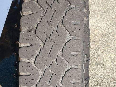 Used 2017 RAM 2500 SLT image 11