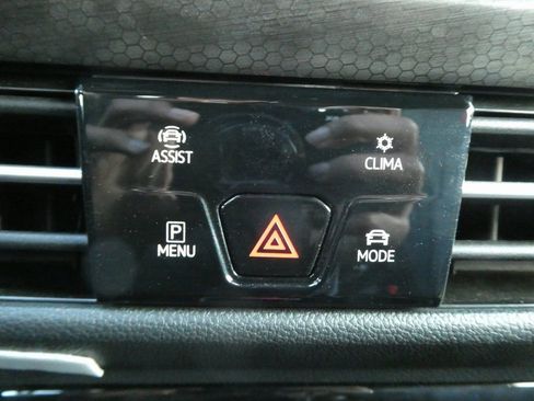 Used 2023 Volkswagen GTI 40th Anniversary Edition image 16