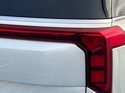New 2026 Kia Carnival SX FWD image 35