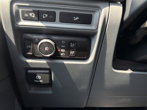 Used 2024 Ford F150 XLT w/ Equipment Group 302A MID image 32