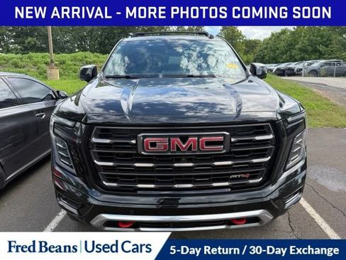 Used 2025 GMC Yukon AT4 w/ AT4 Premium Package AWD/4WD image 2