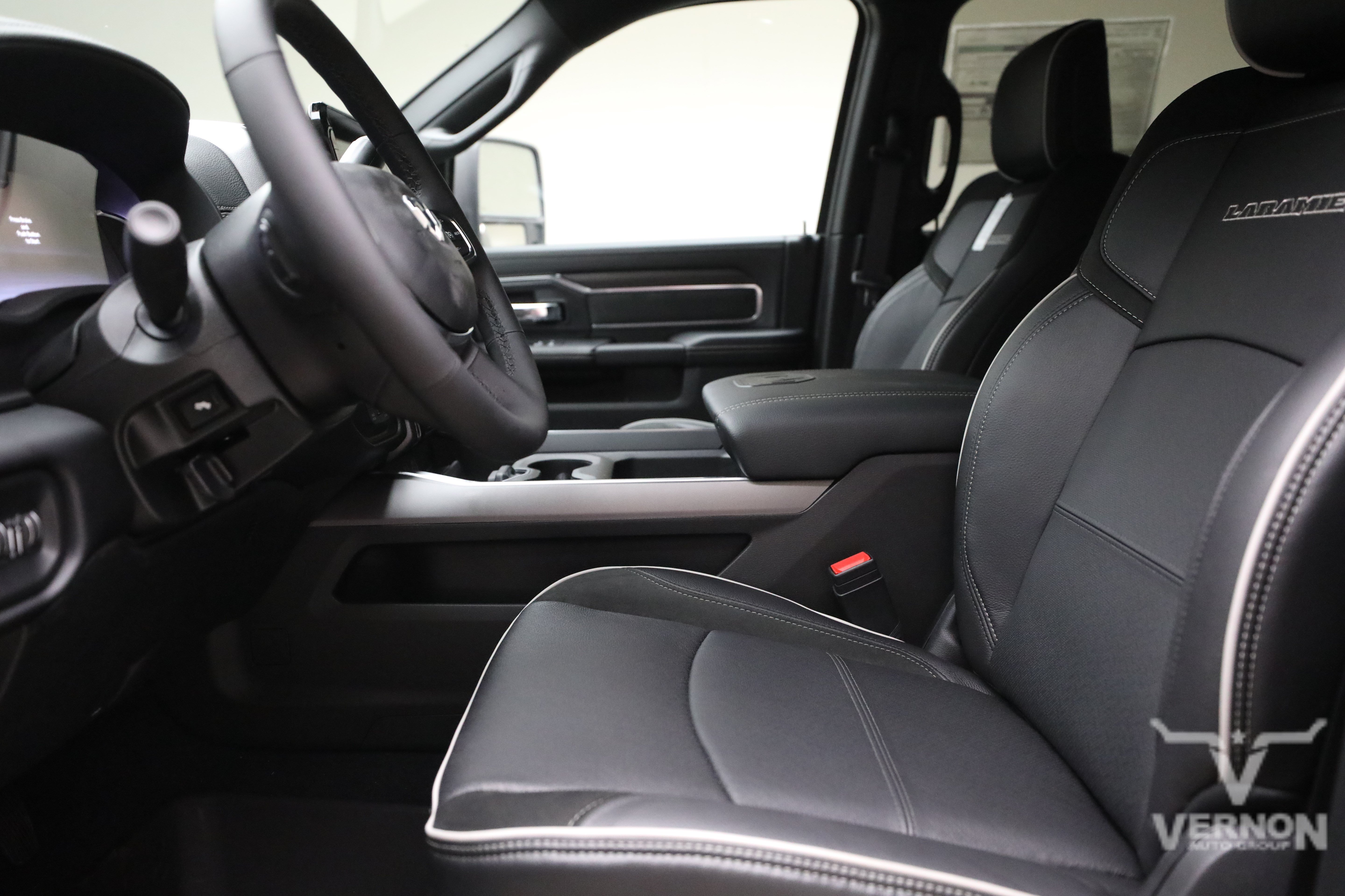 New 2027 RAM 3500 Laramie AWD/4WD image 12